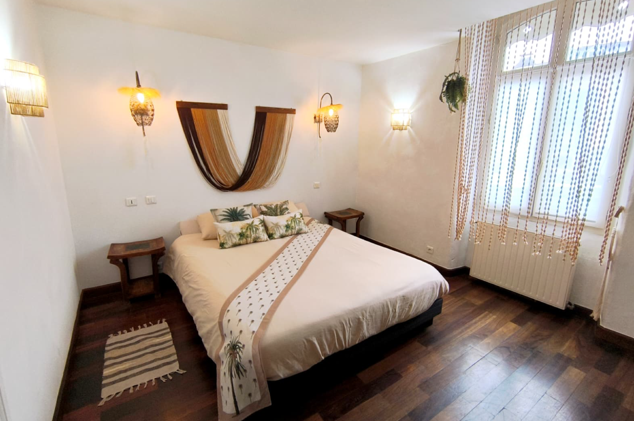 Dormir au centre ville Oloron, Dormir au centre ville Pyrénées béarnaises, Hôtel Oloron, Hôtel Pyrénées béarnaises, Meilleur hôtel Oloron, Meilleur hôtel Pyrénées béarnaises, Nuit insolite Oloron, Nuit insolite Pyrénées béarnaises, Suite business Oloron, Suite business Pyrénées béarnaises