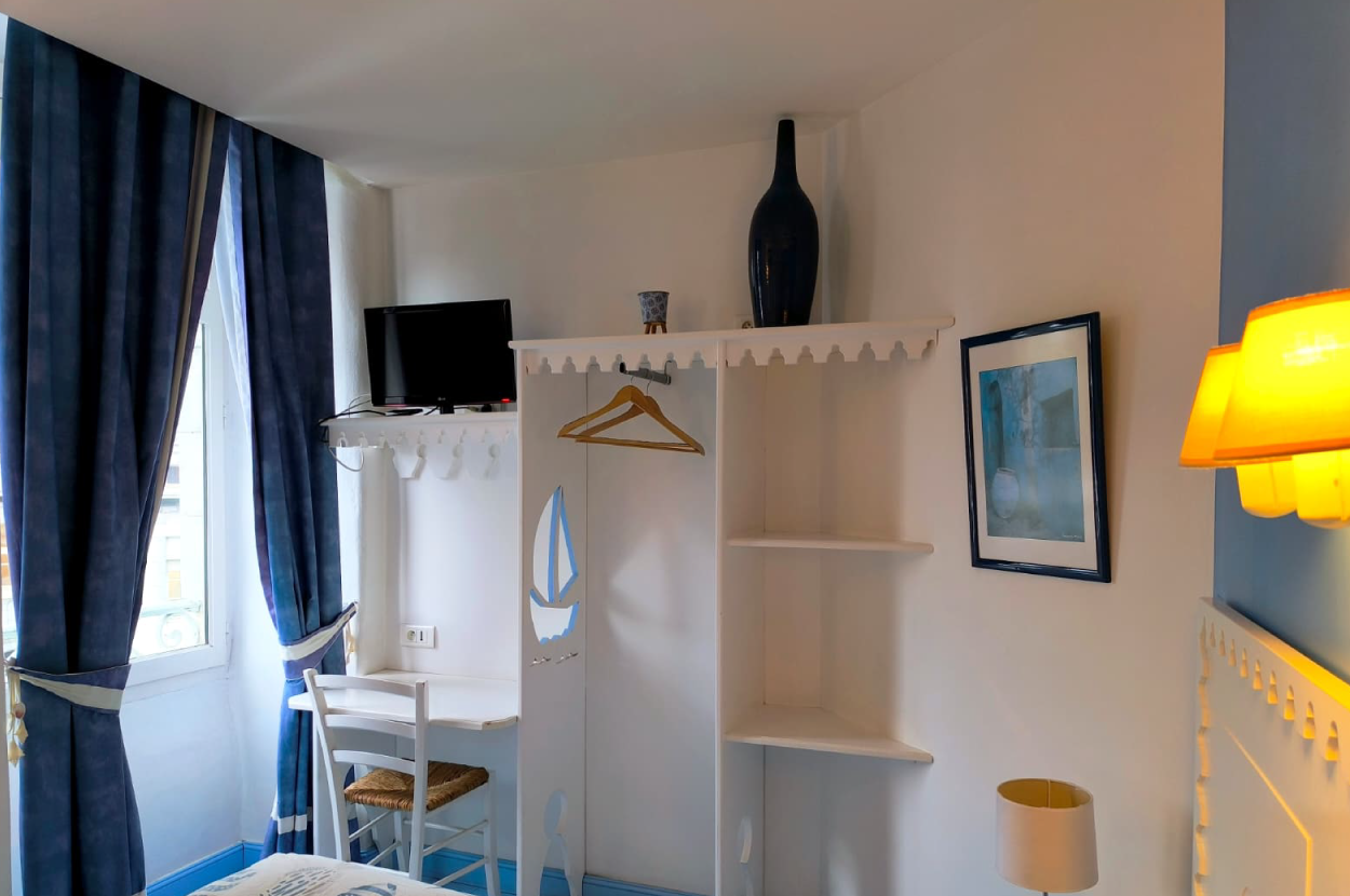 Dormir au centre ville Oloron, Dormir au centre ville Pyrénées béarnaises, Hôtel Oloron, Hôtel Pyrénées béarnaises, Meilleur hôtel Oloron, Meilleur hôtel Pyrénées béarnaises, Nuit insolite Oloron, Nuit insolite Pyrénées béarnaises, Suite business Oloron, Suite business Pyrénées béarnaises