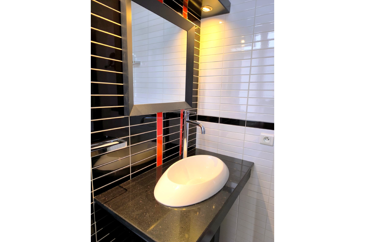 Dormir au centre ville Oloron, Dormir au centre ville Pyrénées béarnaises, Hôtel Oloron, Hôtel Pyrénées béarnaises, Meilleur hôtel Oloron, Meilleur hôtel Pyrénées béarnaises, Nuit insolite Oloron, Nuit insolite Pyrénées béarnaises, Suite business Oloron, Suite business Pyrénées béarnaises