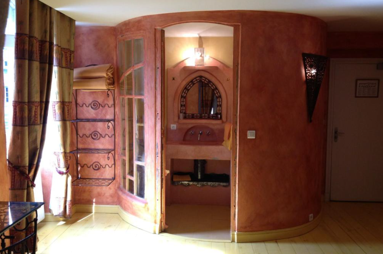 Dormir au centre ville Oloron, Dormir au centre ville Pyrénées béarnaises, Hôtel Oloron, Hôtel Pyrénées béarnaises, Meilleur hôtel Oloron, Meilleur hôtel Pyrénées béarnaises, Nuit insolite Oloron, Nuit insolite Pyrénées béarnaises, Suite business Oloron, Suite business Pyrénées béarnaises