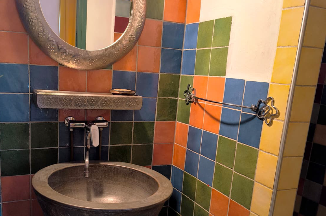 Dormir au centre ville Oloron, Dormir au centre ville Pyrénées béarnaises, Hôtel Oloron, Hôtel Pyrénées béarnaises, Meilleur hôtel Oloron, Meilleur hôtel Pyrénées béarnaises, Nuit insolite Oloron, Nuit insolite Pyrénées béarnaises, Suite business Oloron, Suite business Pyrénées béarnaises